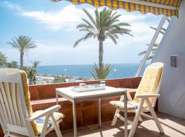 AMAZING SEASIGHTS - TENERIFE, accessible hotel in Costa Del Silencio
