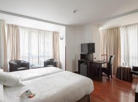 Hotel Yoldi, hotel near Pamplona Airport - PNA, 