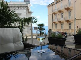 Superior Seaview Apartment, spa hotel in Opatija