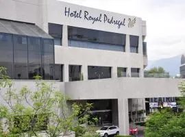 Royal Pedregal