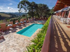 Hotel Recanto São Cristóvão - Próximo ao parque Tarundu, hotel a Campos do Jordão