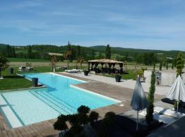 Le Prieuré des Sources, hotel v destinaci La Répara