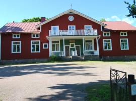 Rytterne Kyrkskola, hotel a Strömsholmi palota környékén Sorby városában