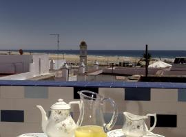 Hostal El Alojado de Velarde, hostal o pensión en Conil de la Frontera