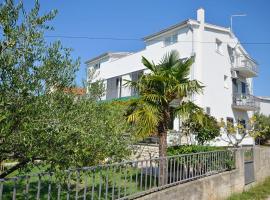 Apartments Blazica, отель в Водице