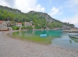 Apartments and Rooms Stjepan