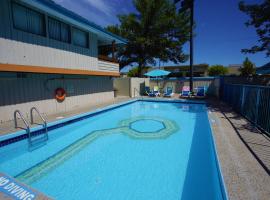 Recreation Inn and Suites, hotell i Kelowna