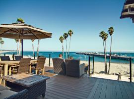 Casablanca Inn on The Beach, pet-friendly hotel in Santa Cruz