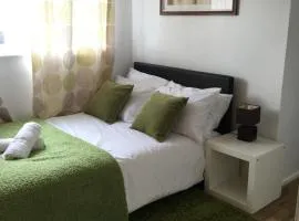 4 stars hotel in Basildon