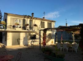 Chez marinette, apartman u gradu Le Cailar