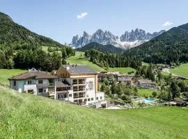Hotel Tyrol