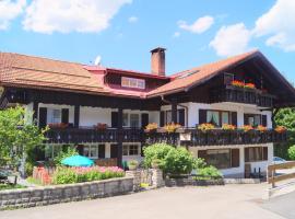 Gästehaus Greiter - Sommer Bergbahnen inklusive, apartment in Oberstdorf