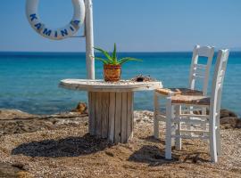 Fiore Beach Studios, hotel in Vasilikos