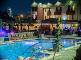 Hollander Hotel - Downtown St. Petersburg, accessible hotel in St Petersburg