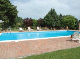 Agritur Villa Osvaldo Castiglione Lago PG Piscina acqua salata: Castiglione del Lago'da bir çiftlik evi