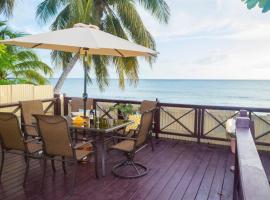 Darrel Cot Beachfront Cottage, holiday rental in Saint Peter