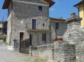 Agricola Tre Rii Sidreria, hotel s parkiriščem v mestu Corniglio