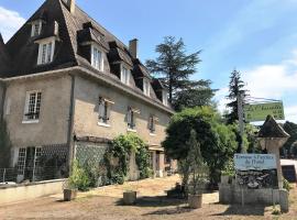 Hostellerie La Charmille, hotel v destinácii Antonne-et-Trigonant