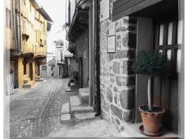 Casa Rural Estrela, hôtel à San Martín de Trevejo