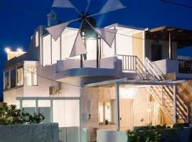 Papikinou Bay Suites