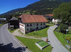 Haus Sagmeister, farm stay in Steinfeld