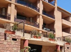 Résidence A Barcella, Hotel in Porto Ota