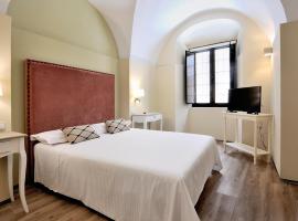 Plaza Sandra, hotel met hottubs in Trujillo