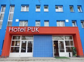 Hotel Puk, hotelli kohteessa Topoľčany