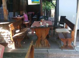 Hotel Gostopriemnitsa Tsiprovtsi, hotel v destinaci Chiprovtsi