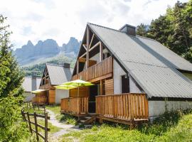 Les chalets de Pré Clos en Vercors, шалет в Saint-Andéol