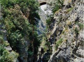 Casa Skanderbek, casa o chalet en Civita