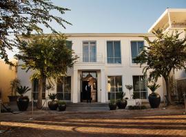 The Manor House at the Queen Victoria Hotel by NEWMARK, hotelli Cape Townissa lähellä maamerkkiä V&A Waterfront -alue