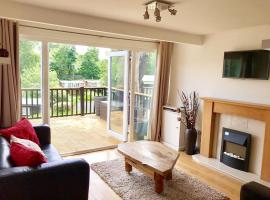 North Wales Lake View 2 Bedroom, chata v destinaci Caernarfon