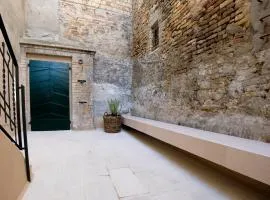 Cortile nel borgo