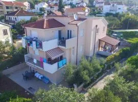 Apartmani Petra