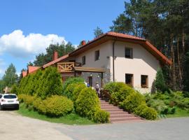 Leśny Zakątek, bed and breakfast en Smardzewice