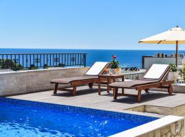 Villa Premier, hotel dengan kolam renang di Ulcinj