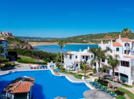 Carema Garden Village, hotel a Fornells