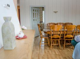 Beautiful & Big Family Villa, ξενοδοχείο σε Κλάιπεντα