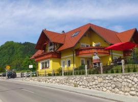 Apartments and Rooms With View on Bled, apartmán v Blede