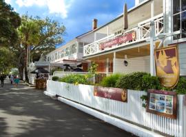 Commodores Lodge, hotel v destinaci Russell