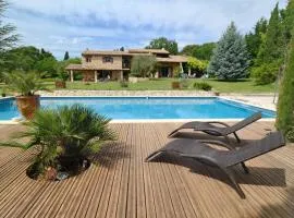 Mas au Cœur de La Provence & SPA