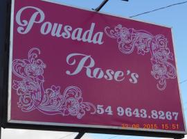 Pousada Hospedagem Rose's canela，卡內拉的飯店