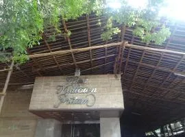 Hotel Midtown Pritam