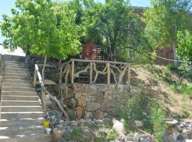 Hotel Yeghegnadzor, hotel v destinaci Yeghegnadzor