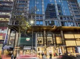 Novotel Melbourne On Collins