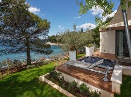 Villas Bellevue Plava Laguna, hotel romântico em Porec