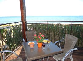 Vue sur mer et montagnes, hotel en Moriani Plage