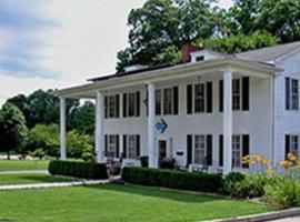 Terrell House B&B, renta vacacional en Burnsville