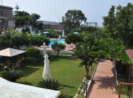 Hotel Savoia, hotel Procidában